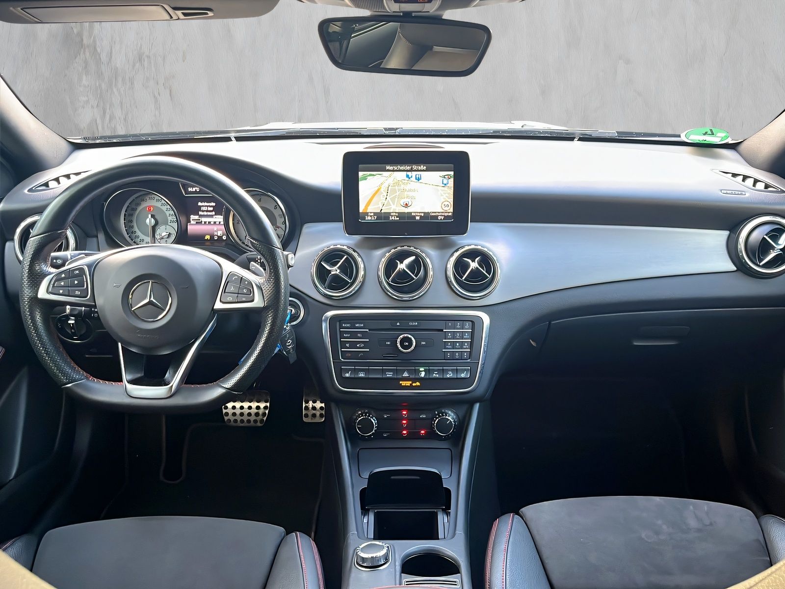 Fahrzeugabbildung Mercedes-Benz GLA 220 CDI 4Matic AMG NIGHT PARK ASISST MEMORY