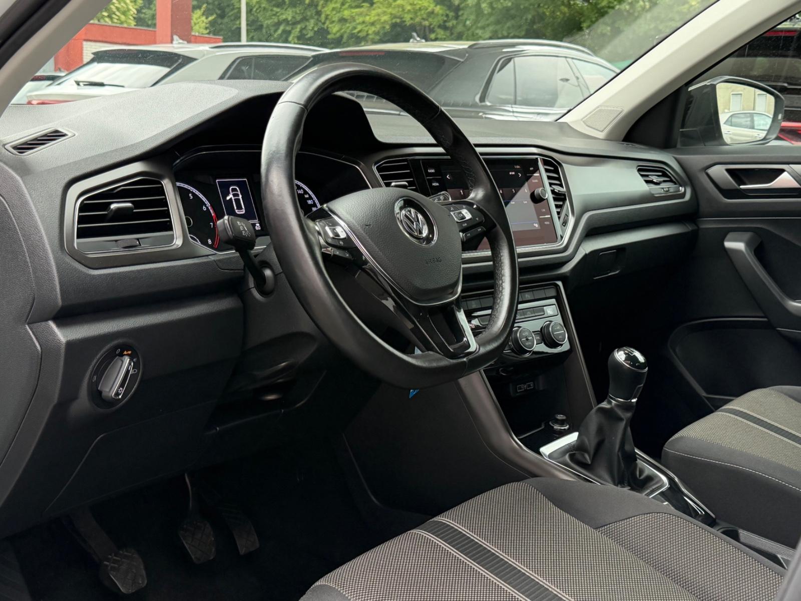 Volkswagen T-Roc Style*R-KAM*AHK*APPLE-CAR*ALU
