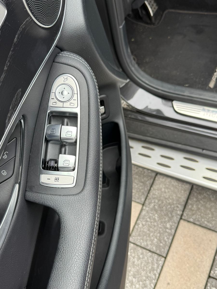 Fahrzeugabbildung Mercedes-Benz C 180 C -Klasse Lim. C 180 CGI BlueEfficiency