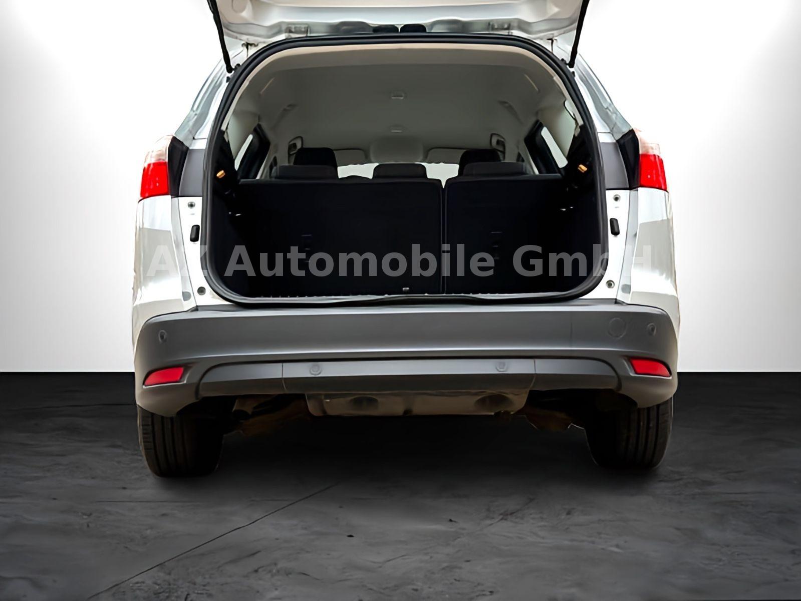 Ford Focus 2014 — photo 13