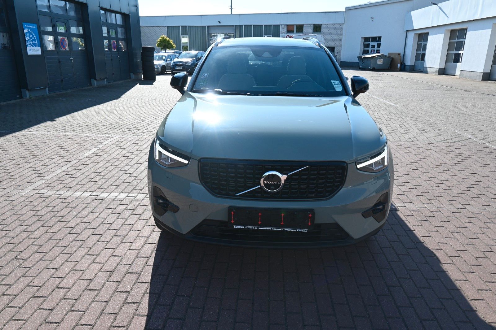 Fahrzeugabbildung Volvo XC40 Ultimate Dark T5 PHEV Ultimate*360°*PANO*