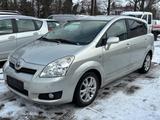 Toyota Corolla Verso 2.2-l-D-4D Klima 7-Sitze 6-Gang PD - silberne Toyota Corolla Verso