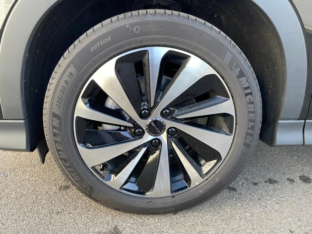 BYD SEAL U