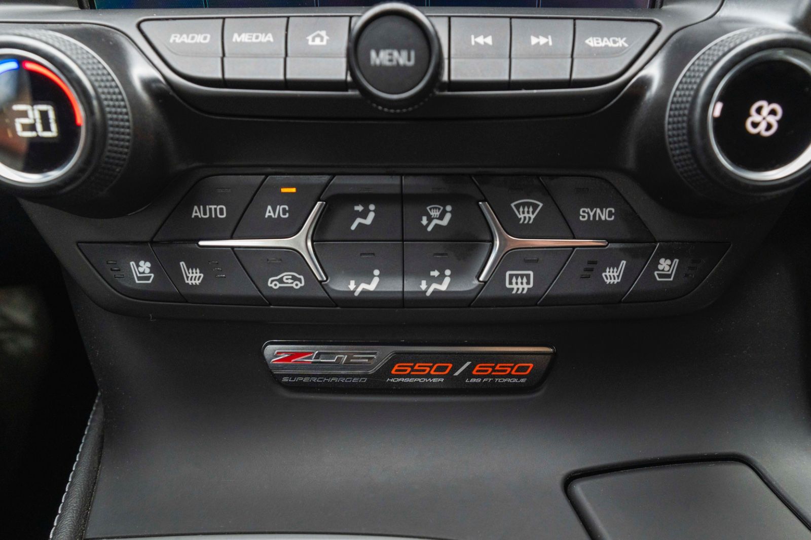 Fahrzeugabbildung Corvette Corvette Z06 2LZ  6,2L TARGA HUD BOSE MEMORY
