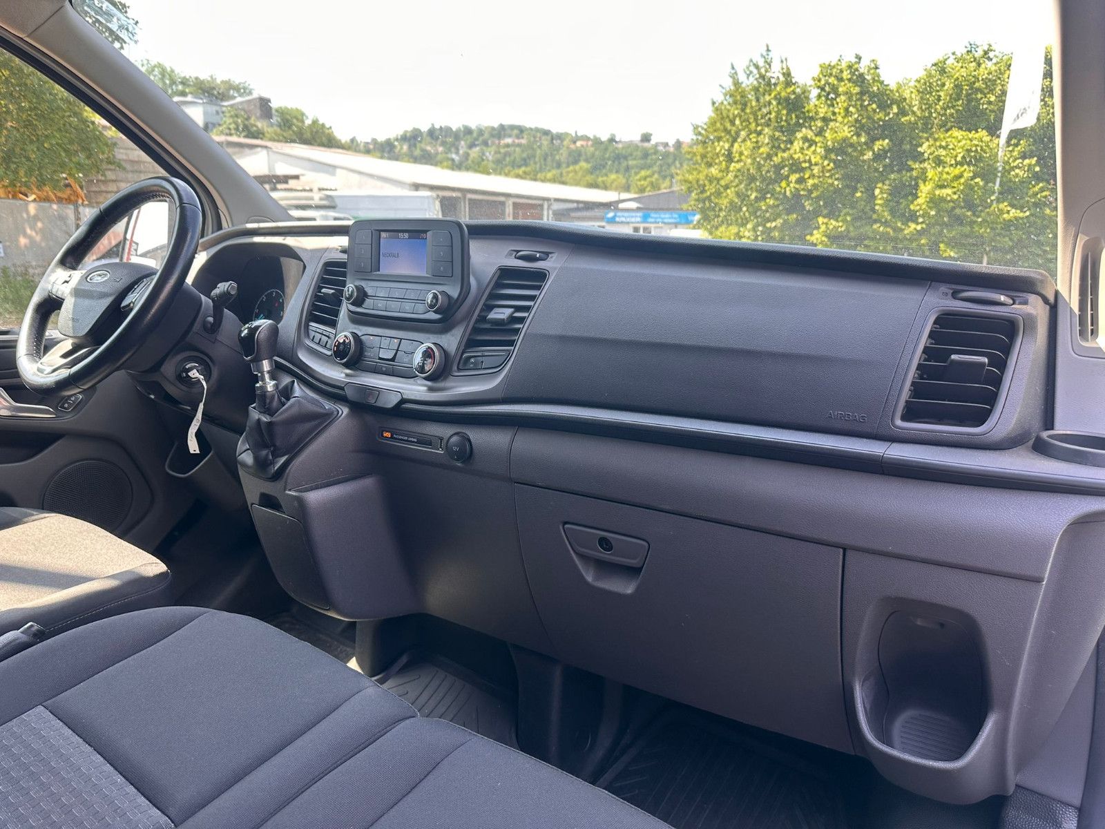 Fahrzeugabbildung Ford Ford Transit Custom 320 L2H2 Trend*TEMPO*SH*AHK*