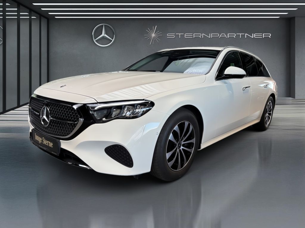 MERCEDES-BENZ E 220 d T Avantgarde, LED, Ambie, RFK, Winter-P