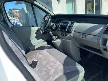 Opel Vivaro - 5