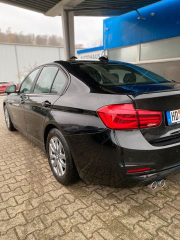 BMW 320d F30 Limousine