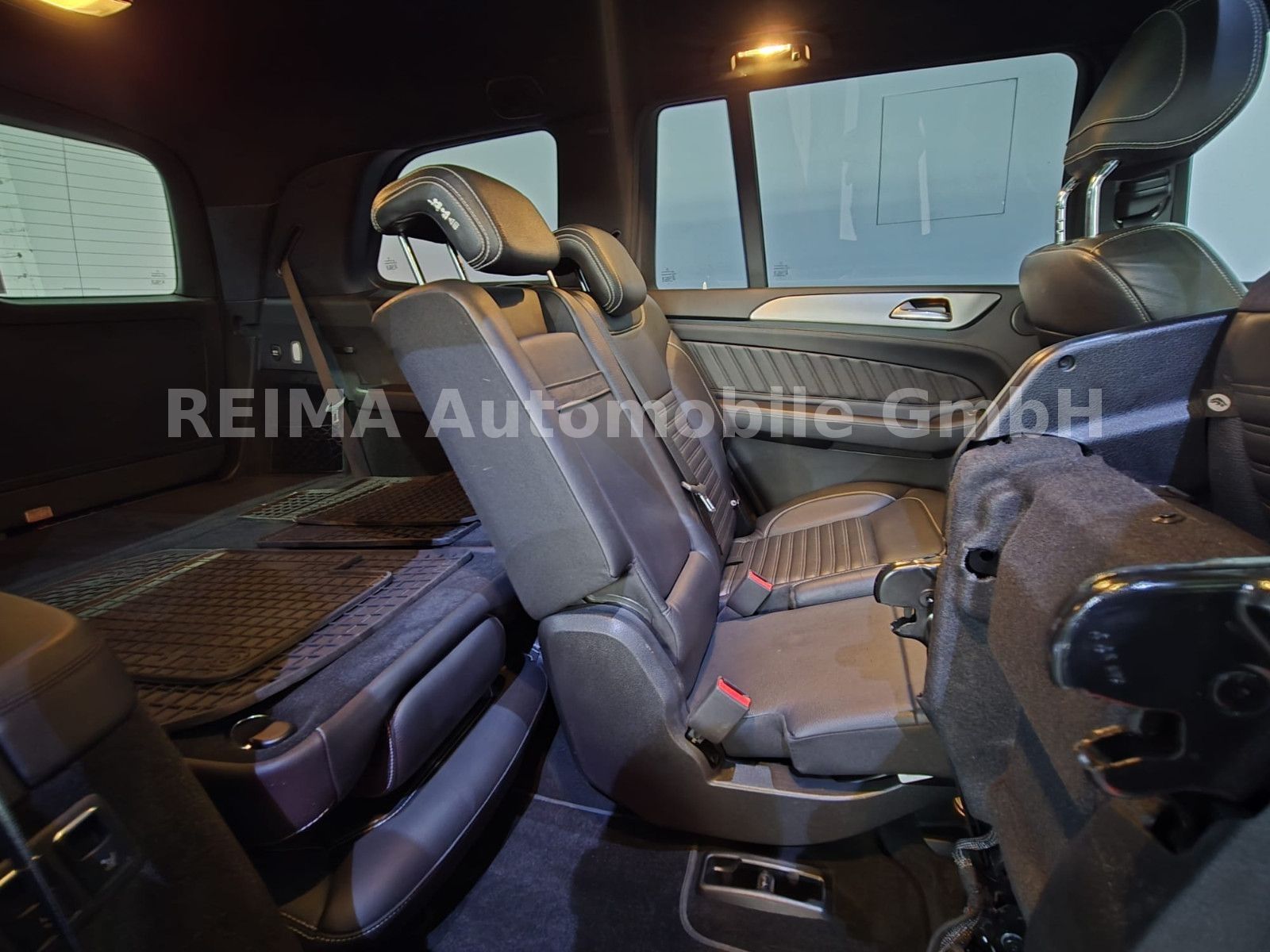 Fahrzeugabbildung Mercedes-Benz GLS 350 d 4Matic, 7 Sitzer, 360°, Pano