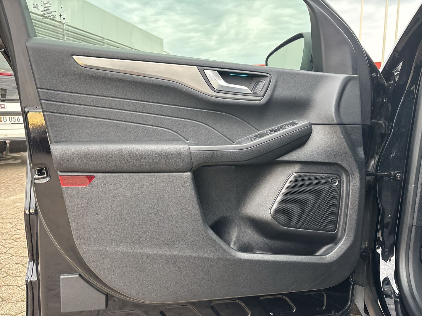 Fahrzeugabbildung Ford Kuga Hybrid Titanium X Navi Digitales Cockpit So