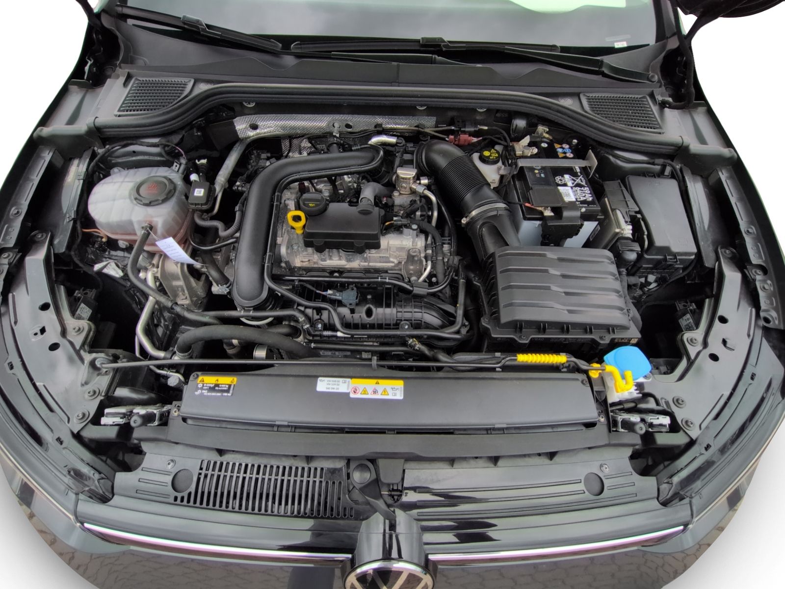 Golf VIII Variant 1.0 TSI NAVI+ALU+CarPlay+ACC+