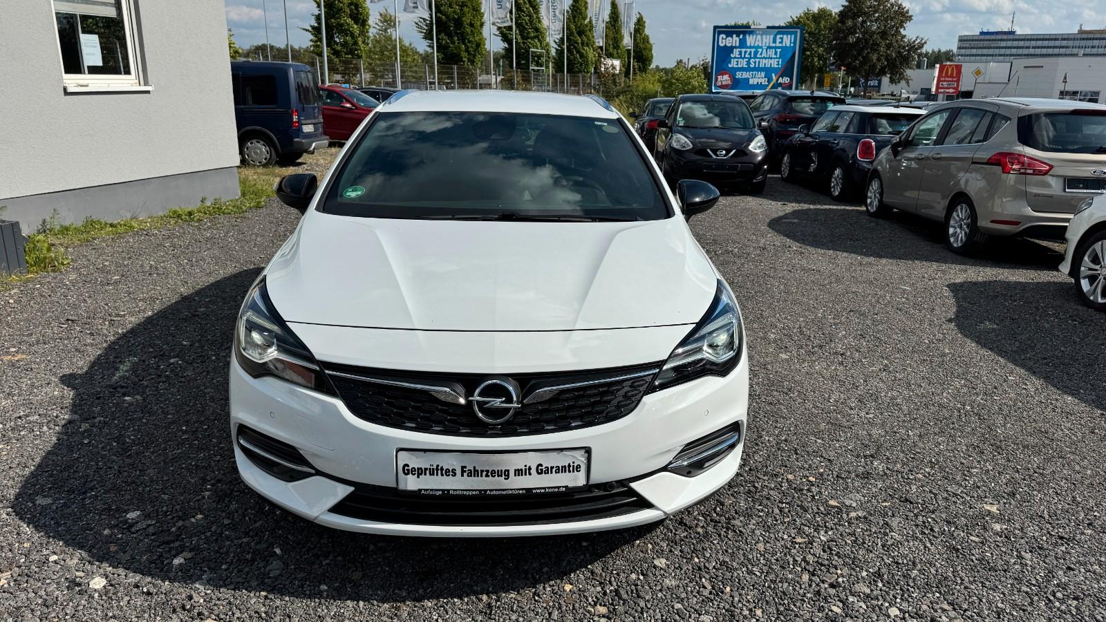 Opel Astra K SportsTourer Elegance Alcantara Led Navi