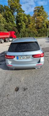 Mercedes-Benz E 300 de T Autom. - - Mercedes-Benz E 300 in Wuppertal