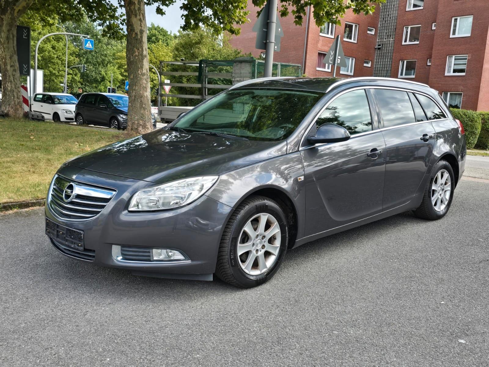 Opel Insignia, 2009