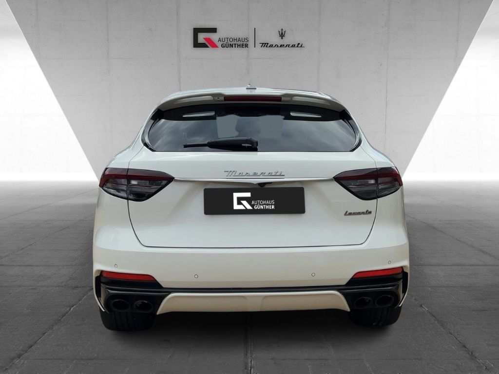 Maserati Levante Trofeo V8 581 HP Bowers 22'' Pano Carbon foto 3
