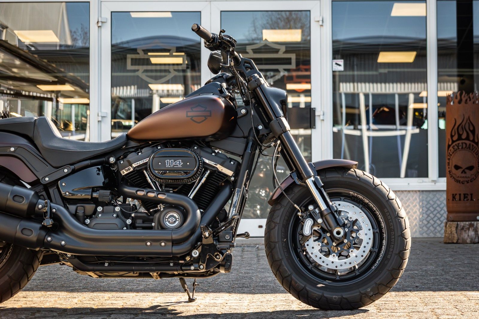 Fahrzeugabbildung Harley-Davidson FXFBS FAT BOB 114 CUI SOFTAIL - Penzl -