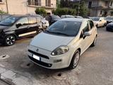 Fiat Punto 1.4 8V 5 porte Easypower Lounge - Fiat Punto EASY mit Benzin-Antrieb