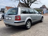 Volkswagen Passat Variant 1.8 T tiptronic Variant - Volkswagen Passat aus 2003