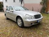 Mercedes-Benz W203 C220 CDI C-Klasse Limou... - Mercedes-Benz C 220 Limousine W203 cdi mit Diesel-Antrieb