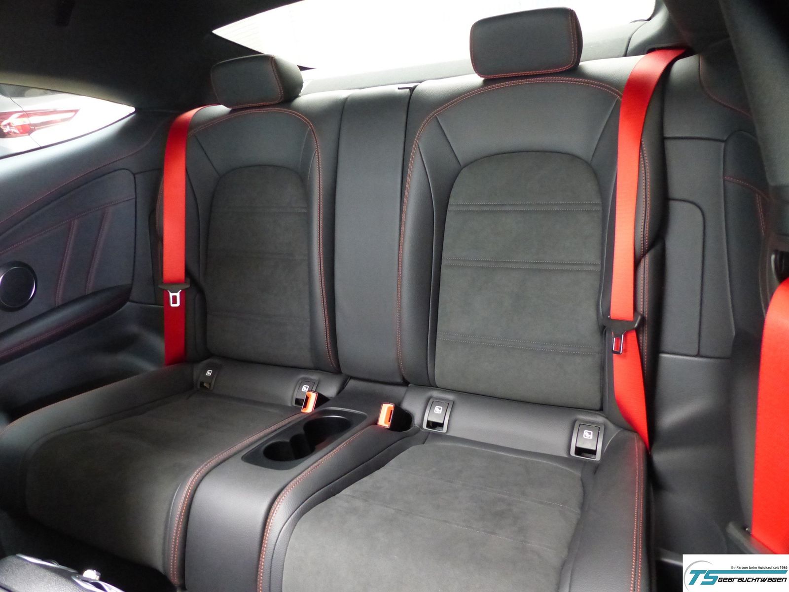 Mercedes-Benz C 200 Coupe AMG Plus Night Head-up Pano ACC Totw foto 14