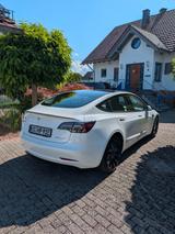 Tesla Model 3 Allradantrieb mit Dualmotor Performa... - Tesla Model 3 in Kassel