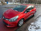 Renault Clio Paris/ 90 ps/ Navi/Klima/Tempo./Regens, - Renault Clio Paris mit Benzin-Antrieb