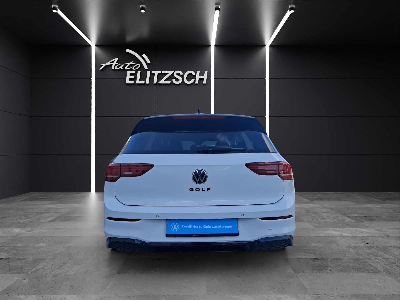Fahrzeugabbildung Volkswagen Golf VIII TSI R-Line Standhzg. LEDplus APP H&K A