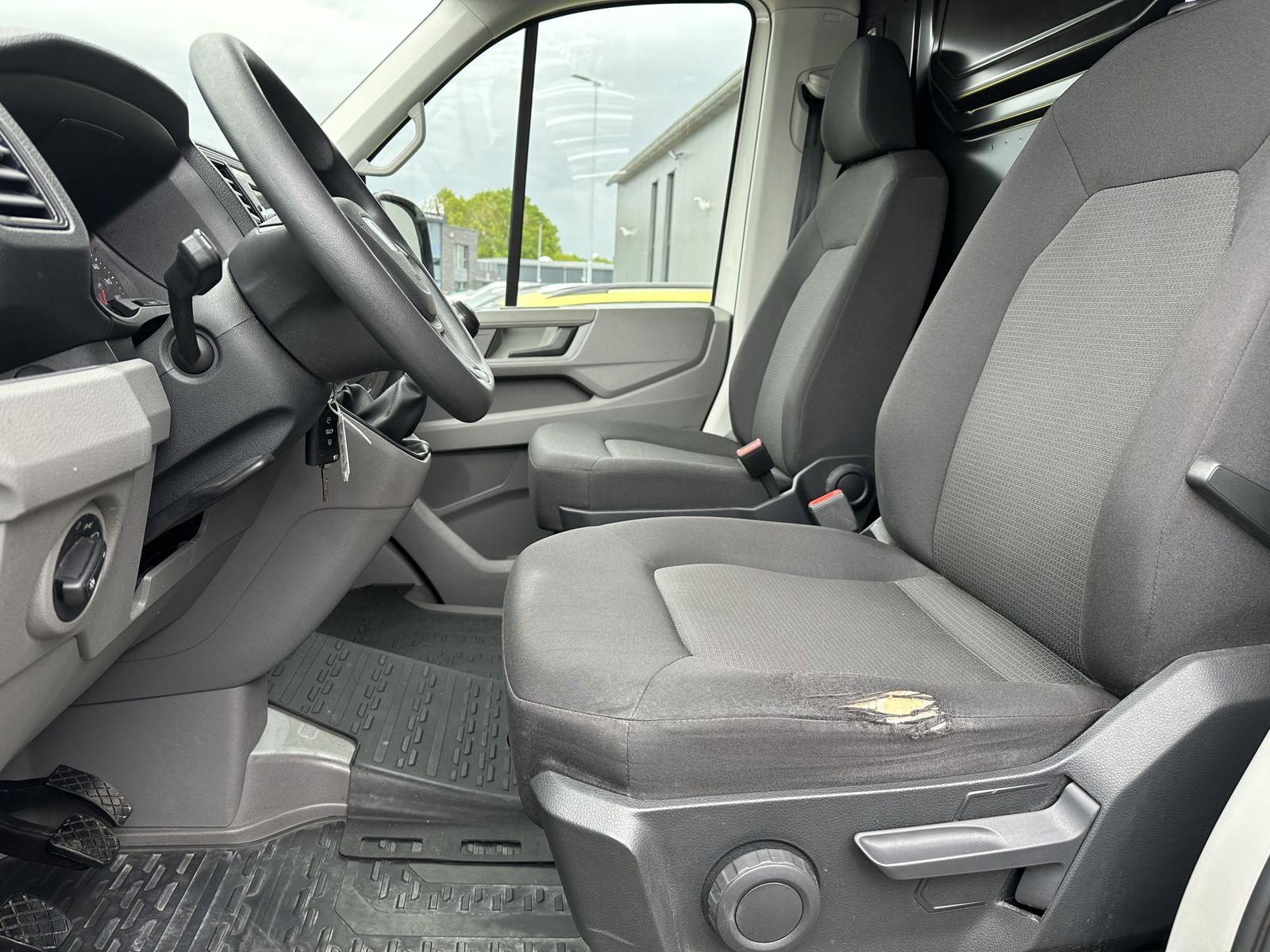 Fahrzeugabbildung MAN TGE 3.140 4X2F Kasten KAMERA+DAB+CARPLAY+1HD+GJR