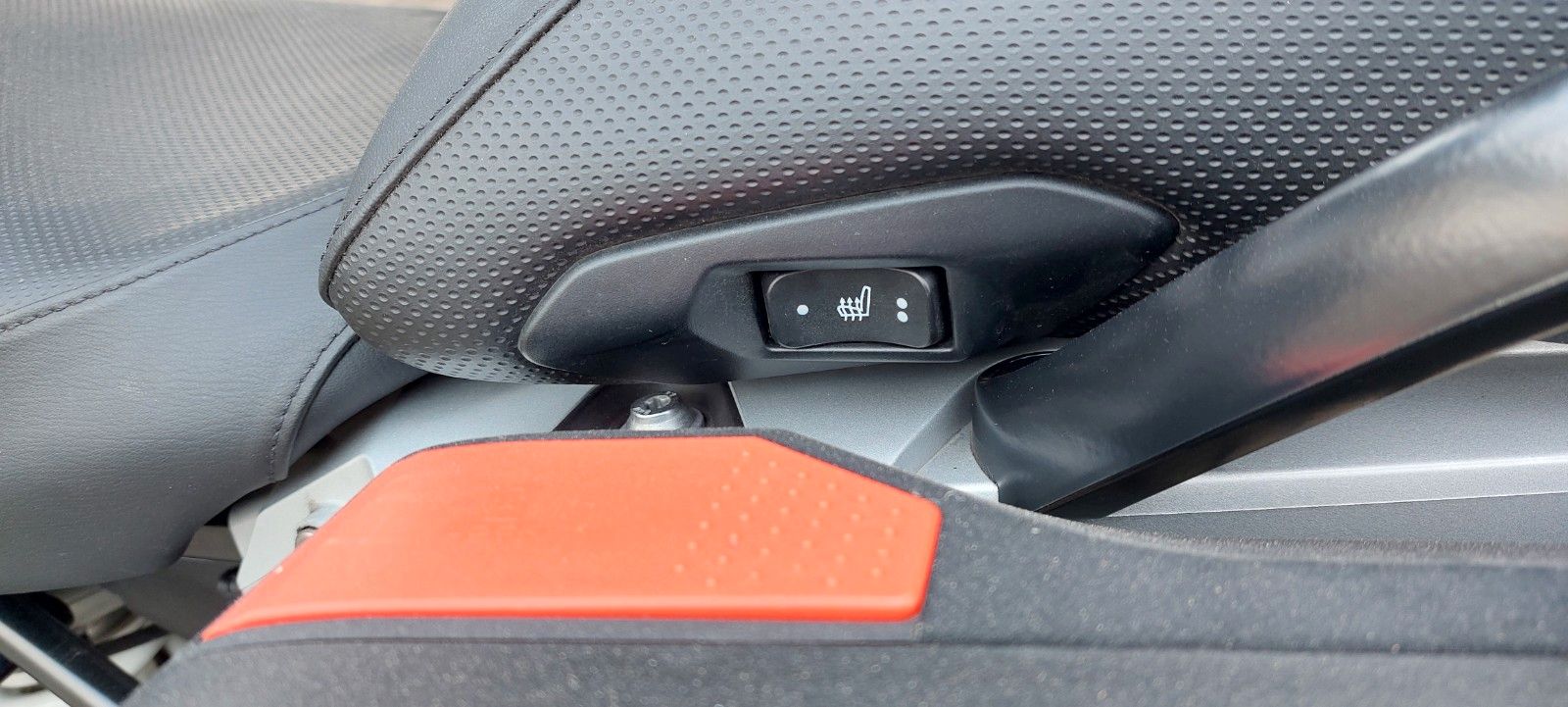 Fahrzeugabbildung BMW R 1250 GS Triple B.  tief  3 Koffer u.v.m