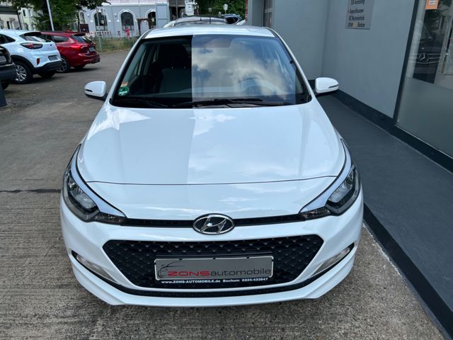 Fahrzeugabbildung Hyundai i20 +1.Hand+NaviZB+SHZ+WR+SR+Klima+