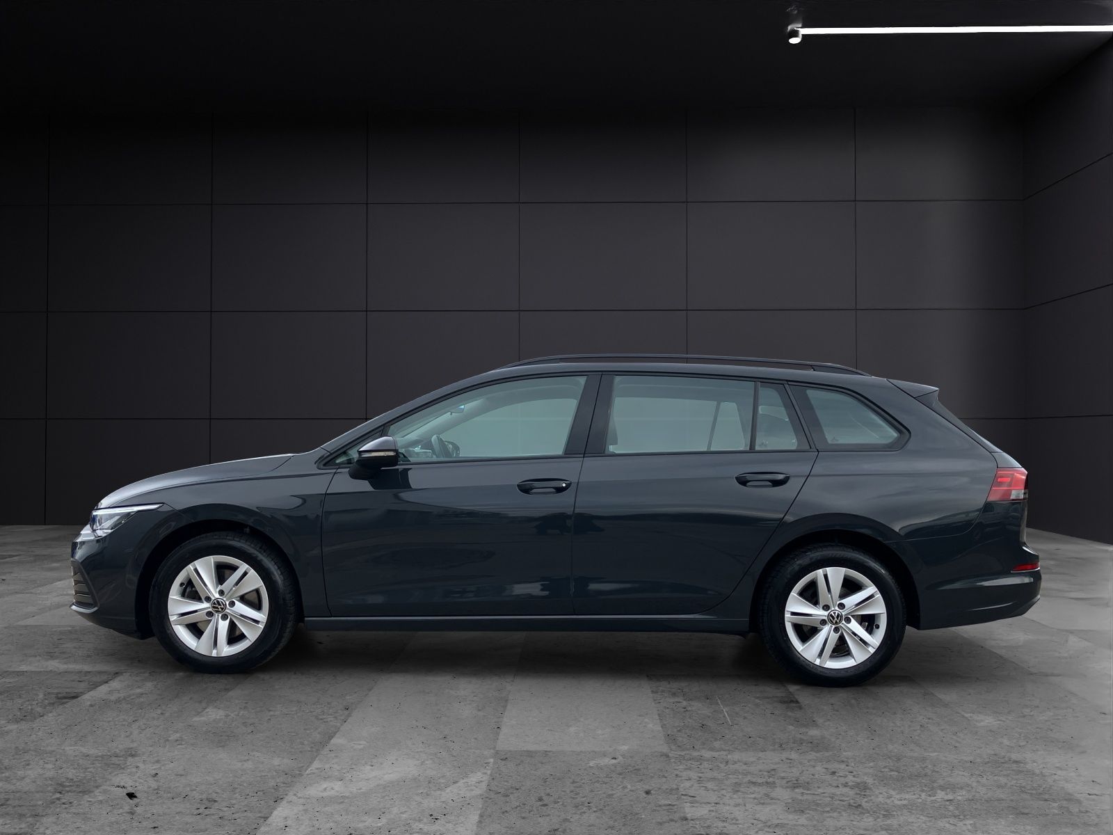 Fahrzeugabbildung Volkswagen Golf VIII Variant Life TDI DSG LED SH PDC Ambien