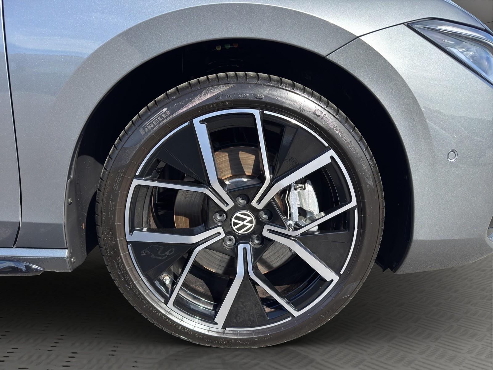 Volkswagen Passat Variant 1.5TSI eHybrid R-Line DSG AHK+Mat