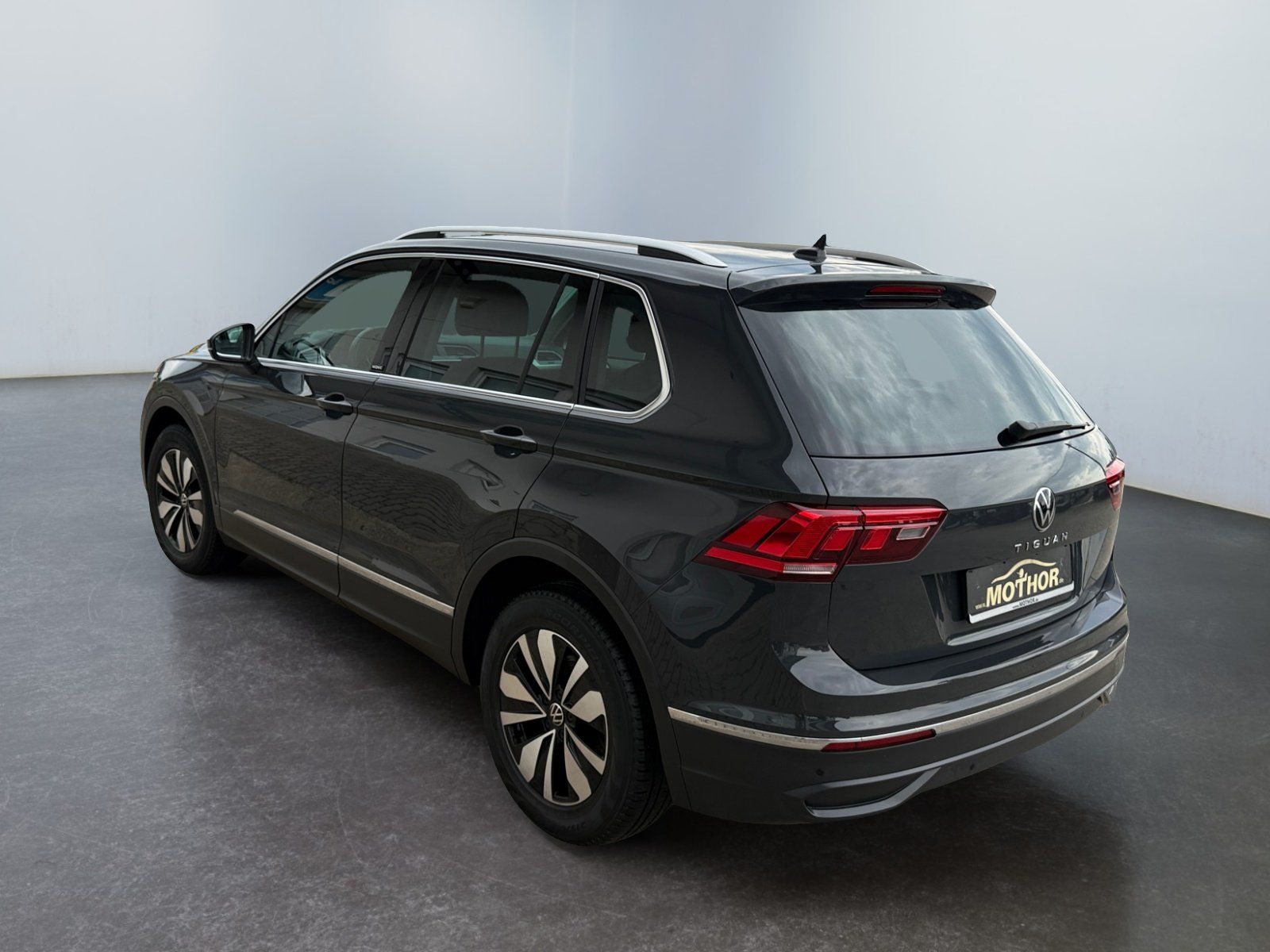 Volkswagen Tiguan Move 1.5 TSI DSG App-Connect ACC PDC LM foto 4