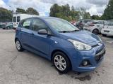 Hyundai i10 1.0 blue Classic - Hyundai i10: Blue