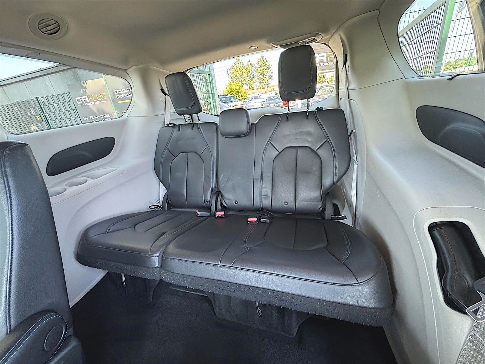 Fahrzeugabbildung Chrysler Pacifica 3.6 L V6 LIMITED LPG  *LED*CarPlay*ACC*