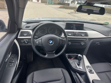 BMW 320 - 12