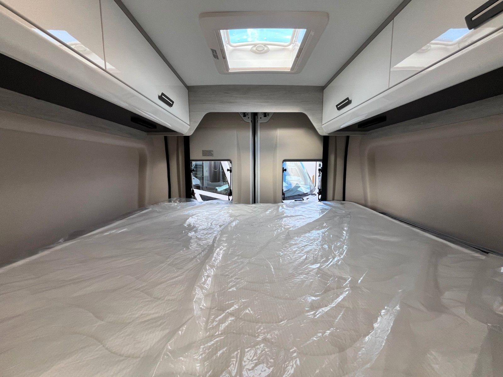 Fahrzeugabbildung Roller Team Livingstone 6 XL Herbst Deals