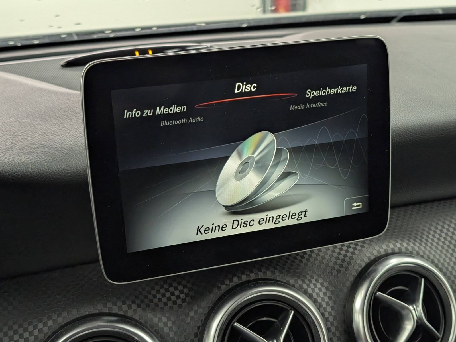 MERCEDES-BENZ A 180 1.6 Urban Navi LED Klima SHZ – Bild 24