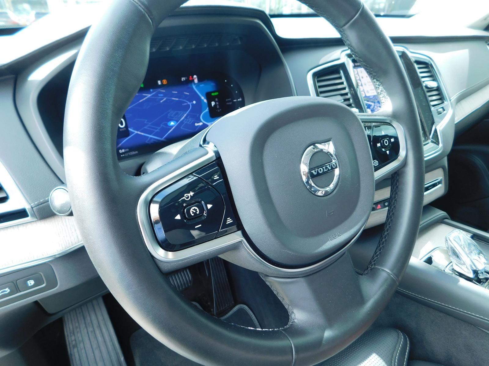 Fahrzeugabbildung Volvo XC90 T8 Recharge Plus Bright