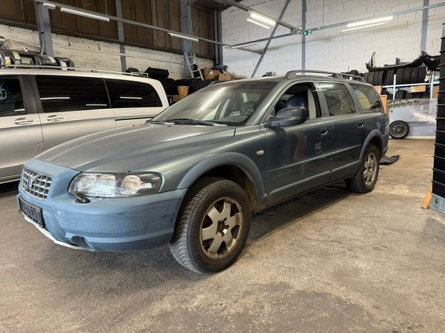 Volvo V70 2.4T AWD Cross Country Ocean Race
