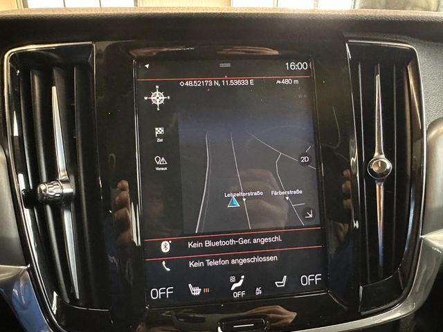 Volvo V90 Kombi Momentum *LED*AndroidAutoAppleCarPlay