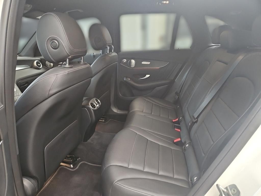 Fahrzeugabbildung Mercedes-Benz GLC 400 d 4M AMG AHK Standhzg. Massage HUD Airm.