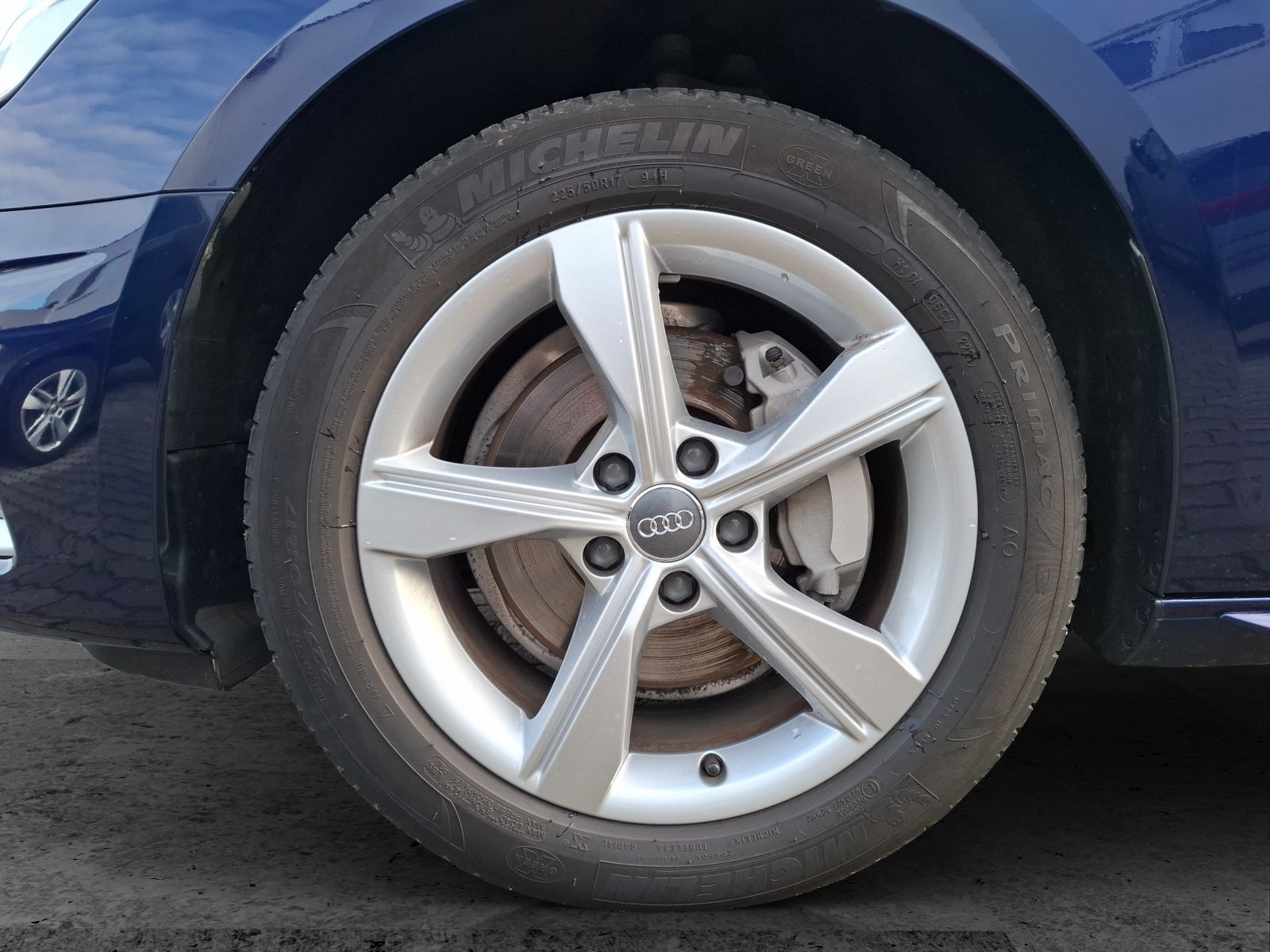 Fahrzeugabbildung Audi A4 Avant 40 TDI advanced quattro S-tronic LED AH