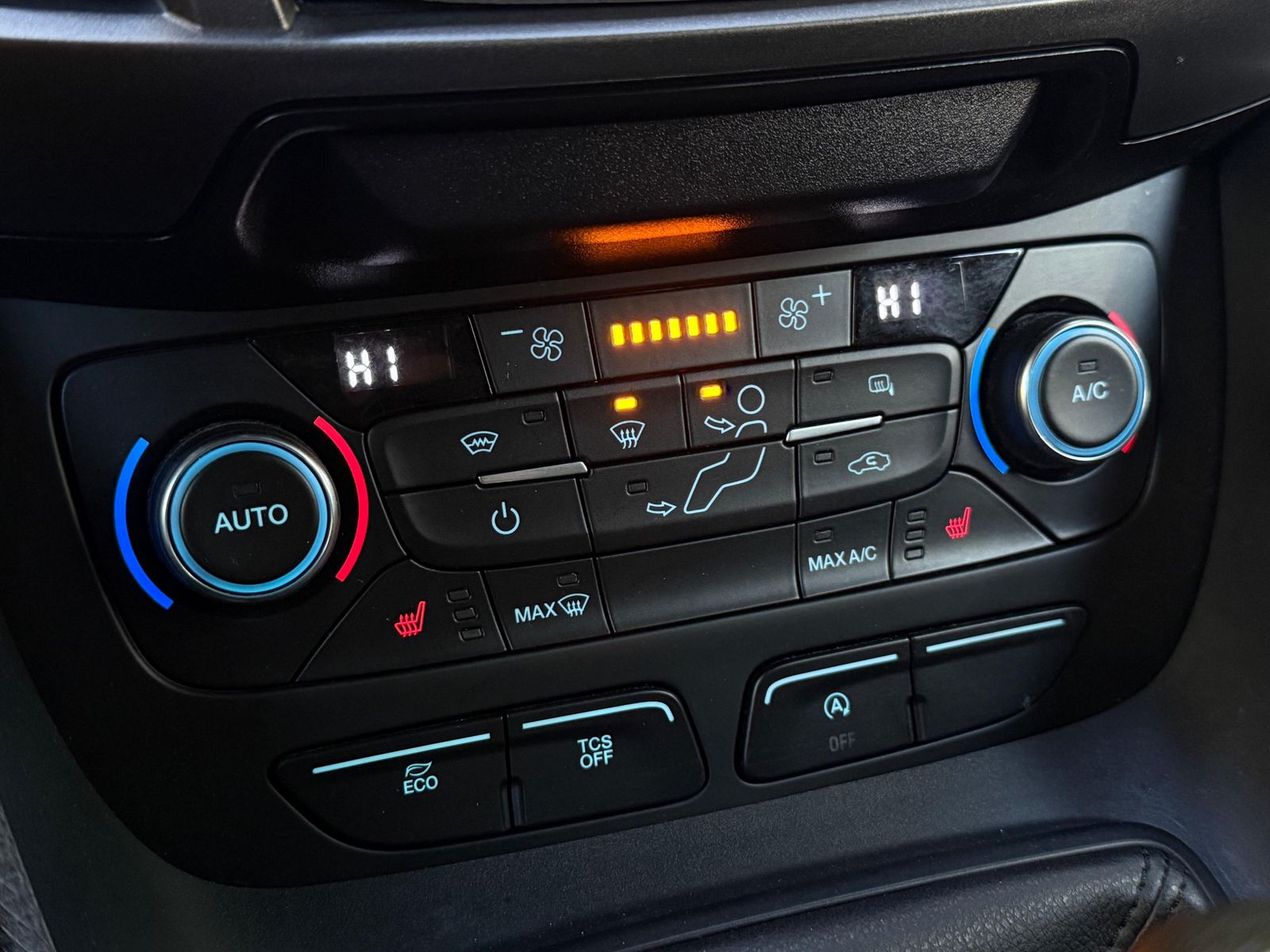 Fahrzeugabbildung Ford Transit Connect 1.5 TDCi Trend XEN+SHZ+KAM+REGAL
