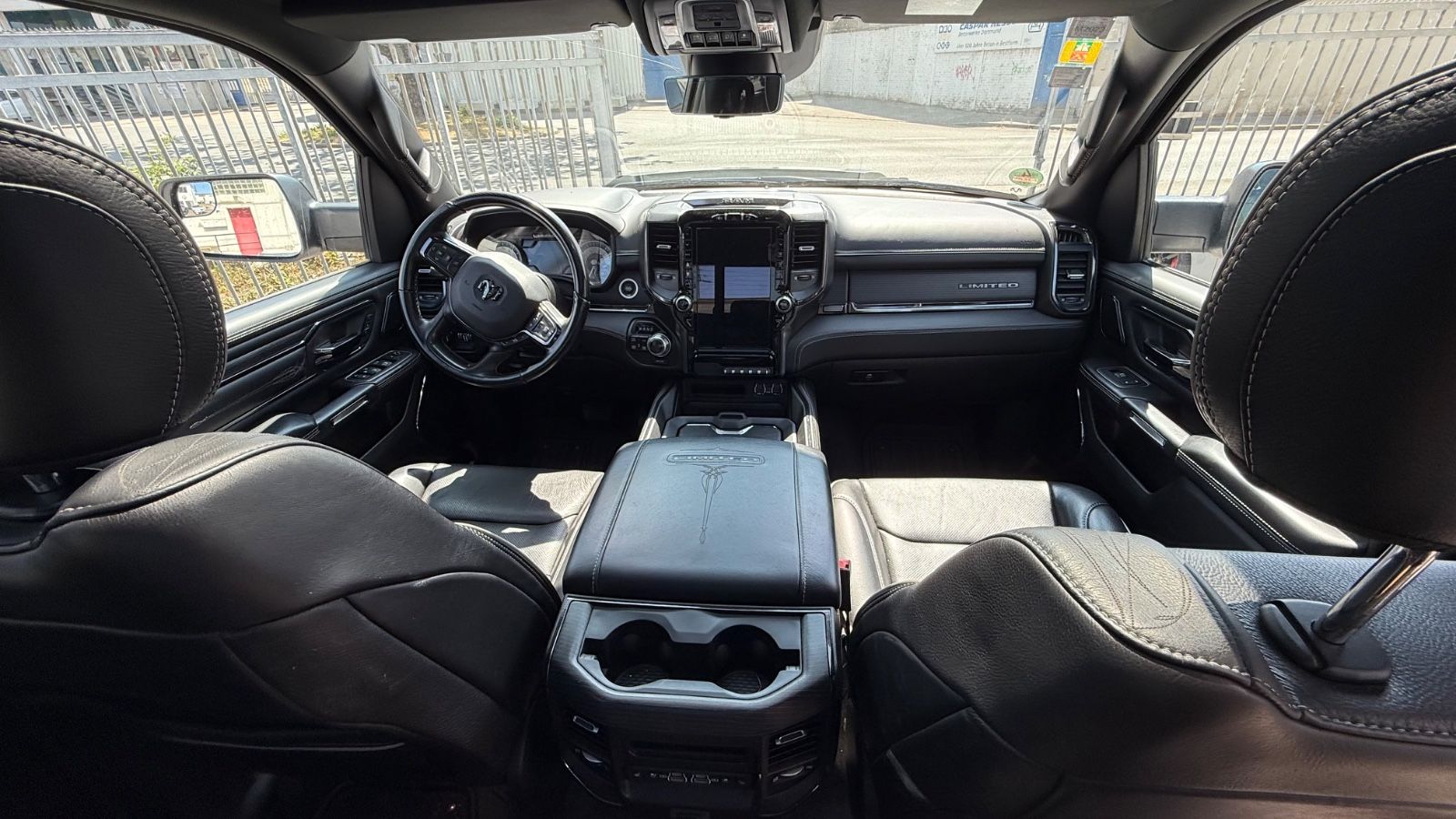 Fahrzeugabbildung Dodge RAM Limited Night Edition RAM BOX