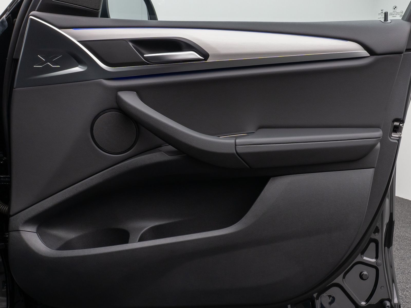 Fahrzeugabbildung BMW X3 xD20d Panorama Kamera DAB HiFi CockPit+ Sport