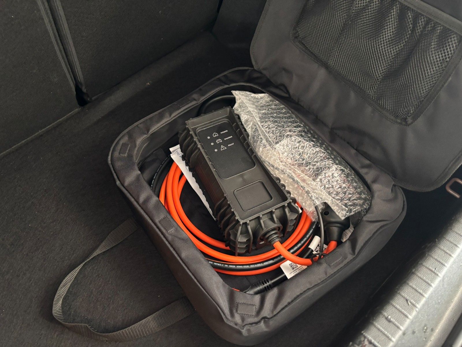 Fahrzeugabbildung Opel Corsa-e F EDITION 7,4KW SHZ/PDC/NAVI/TEMPOMAT/50