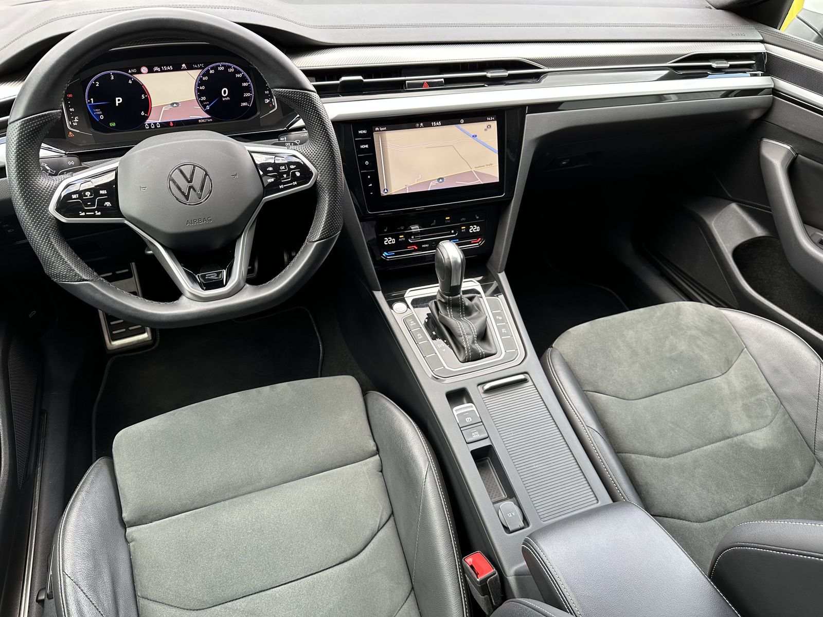 Fahrzeugabbildung Volkswagen Arteon R-Line NAV+MATRIX+PANO+ACC+AHK+360°+20ZO