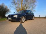 Volkswagen Golf 4 1.4 Champ LED wenig KM - Volkswagen Golf: Champ