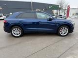 Audi Q8 55 TFSI quattro tiptronic S line Pano/HuD/B&O - blaue Audi Q8